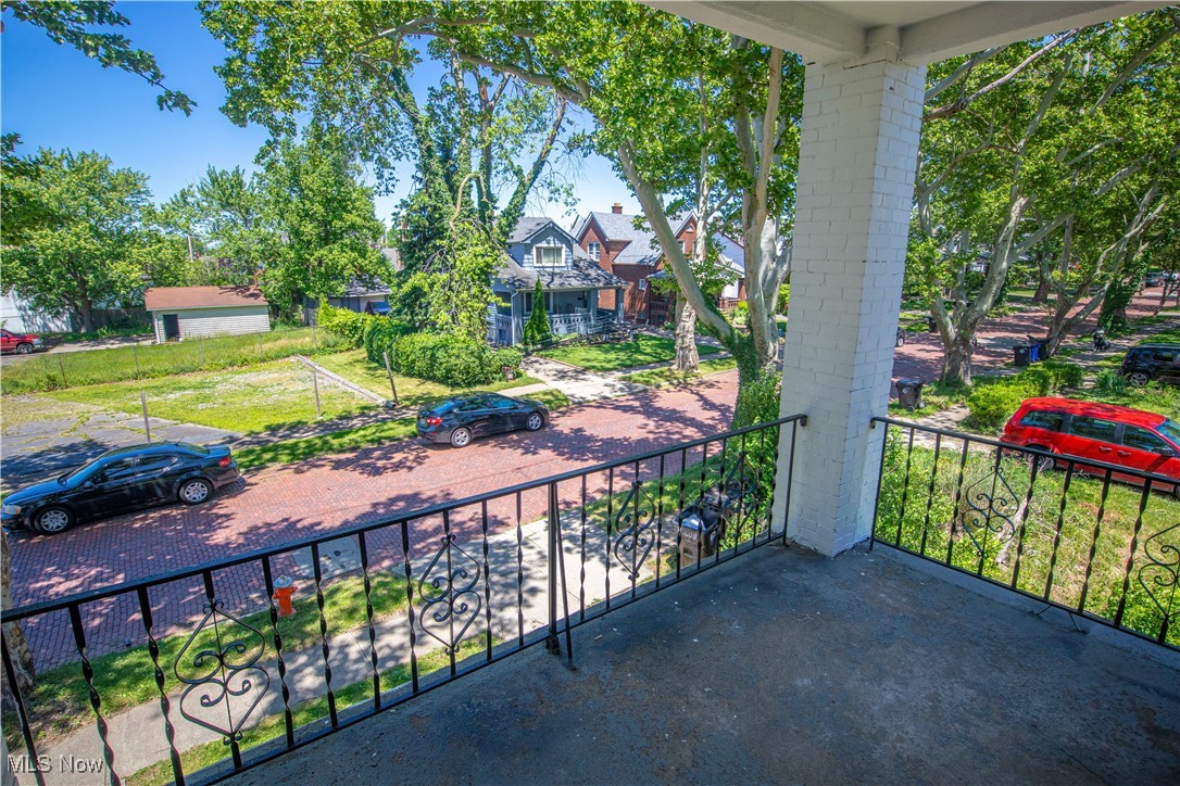 Davis & Judsons - Residential Income