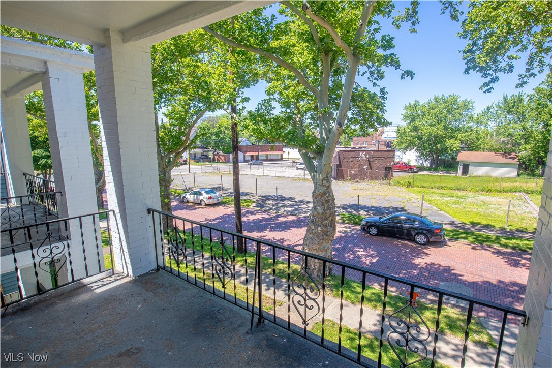 Davis & Judsons - Residential Income