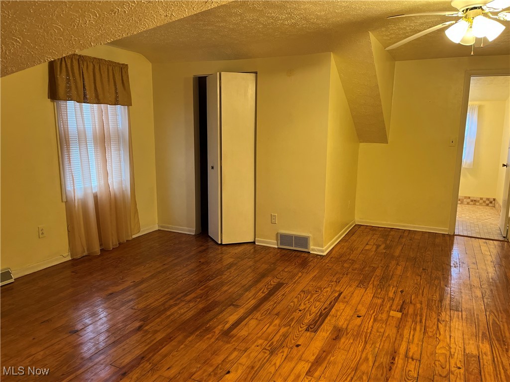 Shaker Overlook - Residential