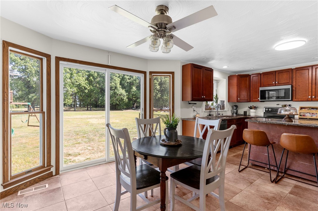 Melvin E Cadle 01 - Residential