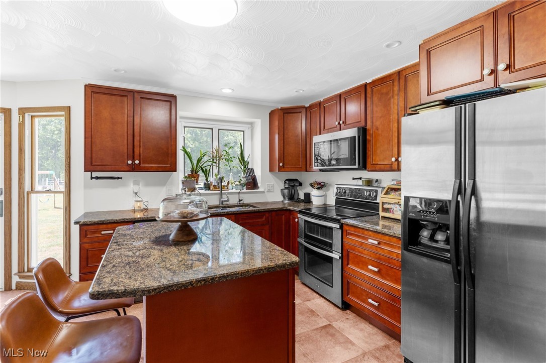 Melvin E Cadle 01 - Residential