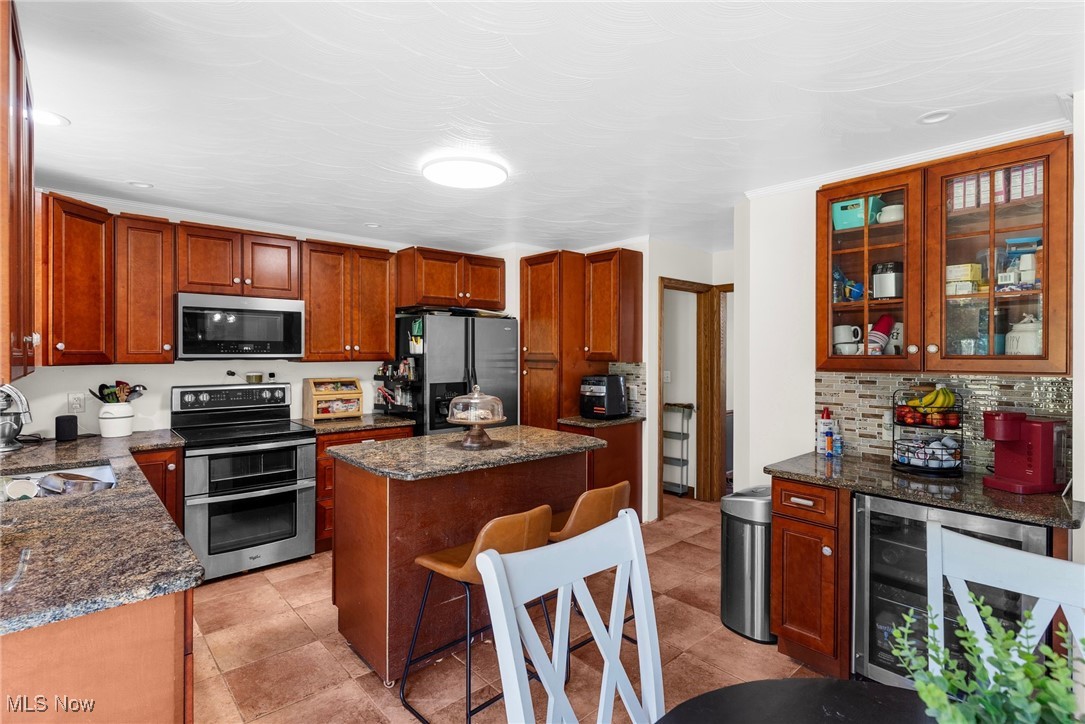 Melvin E Cadle 01 - Residential