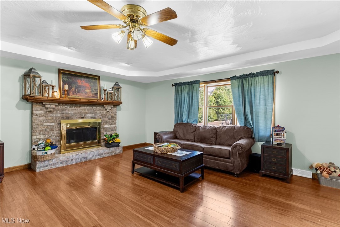 Melvin E Cadle 01 - Residential