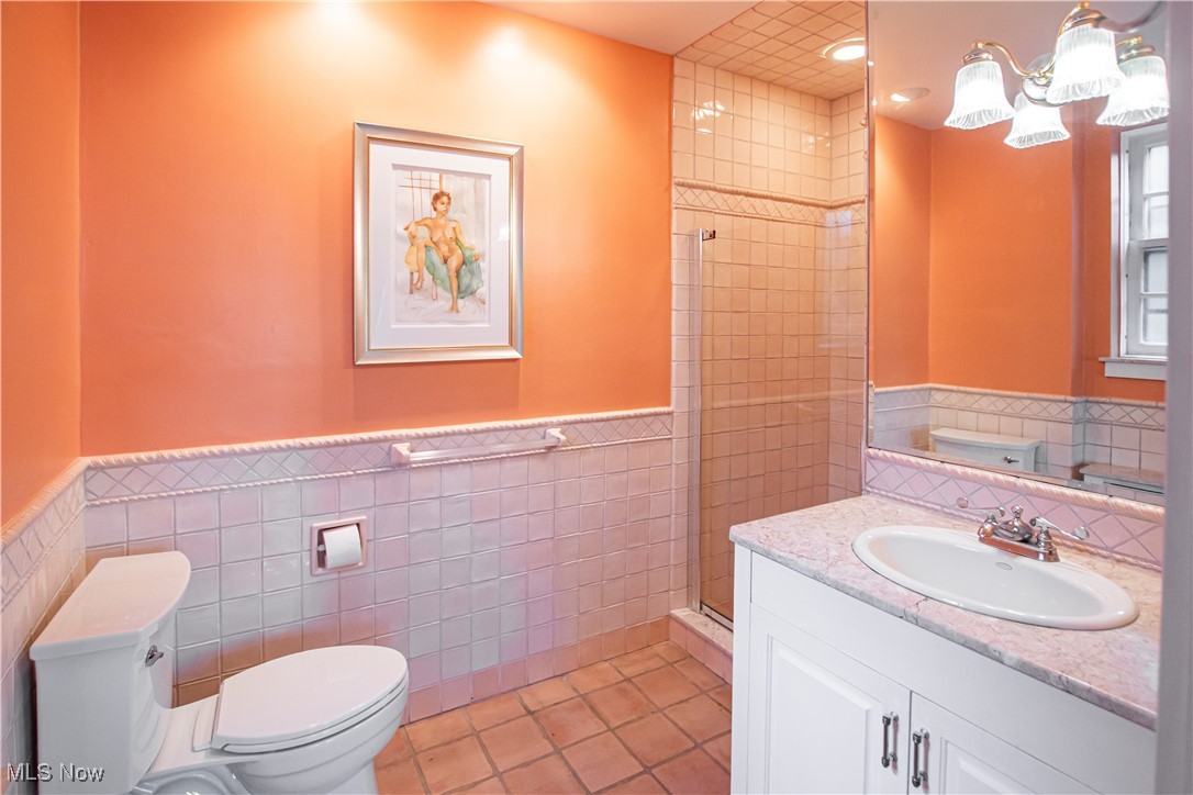 Moreland Courts Condo - Residential