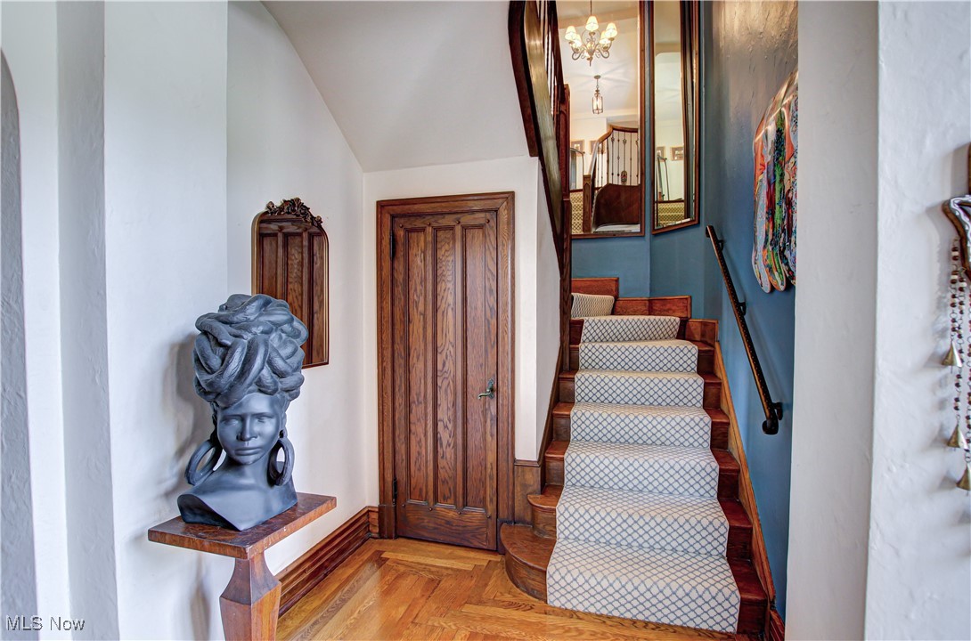 Moreland Courts Condo - Residential