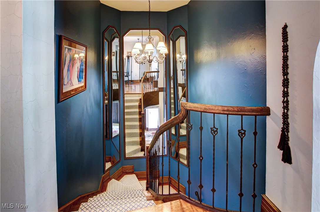 Moreland Courts Condo - Residential