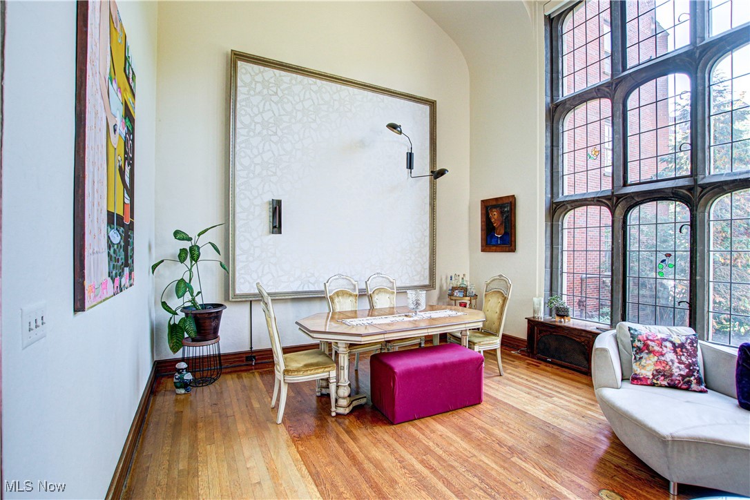 Moreland Courts Condo - Residential