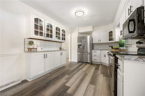 Tiny photo for 3701 Bramblewood Drive, Brunswick, OH 44212 (MLS # 5190063)