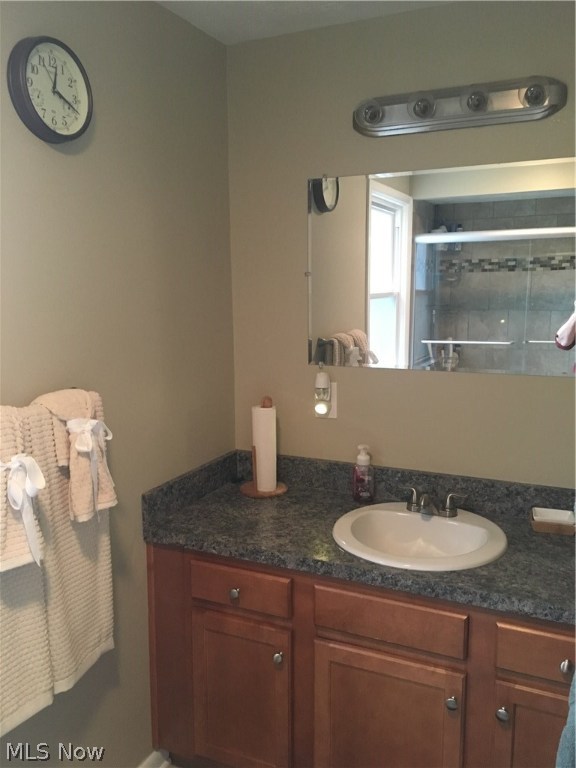 Heister Ctr Green Cos Ctr Gre - Residential