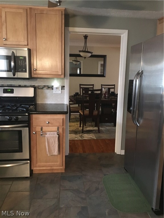 Heister Ctr Green Cos Ctr Gre - Residential