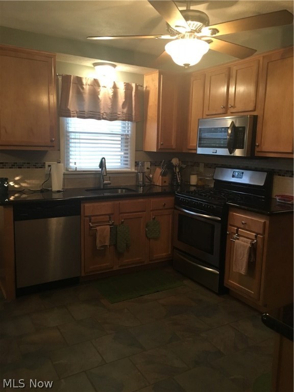 Heister Ctr Green Cos Ctr Gre - Residential