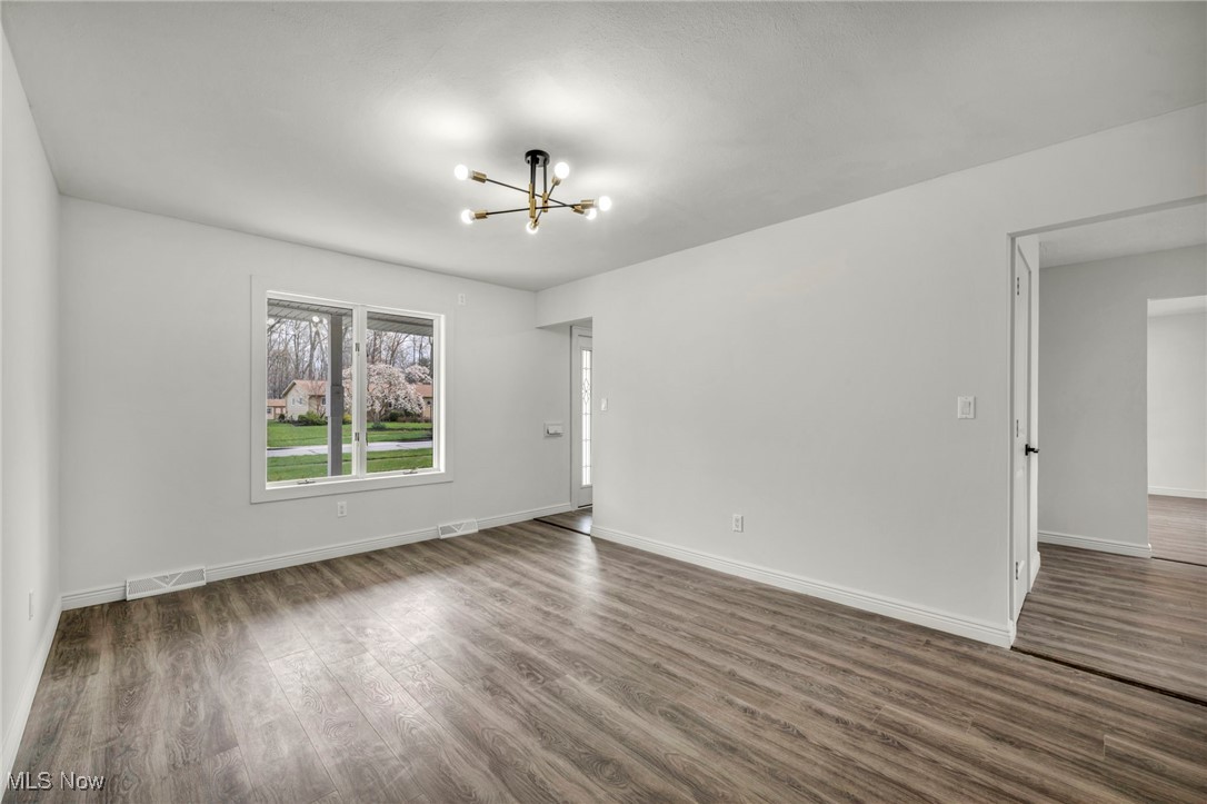 6532 Melshore Drive, Mentor, Ohio image 16