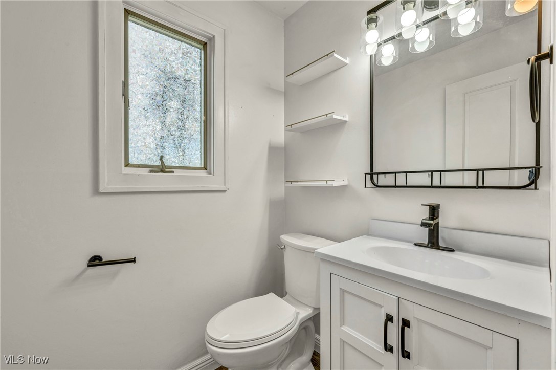 6532 Melshore Drive, Mentor, Ohio image 17