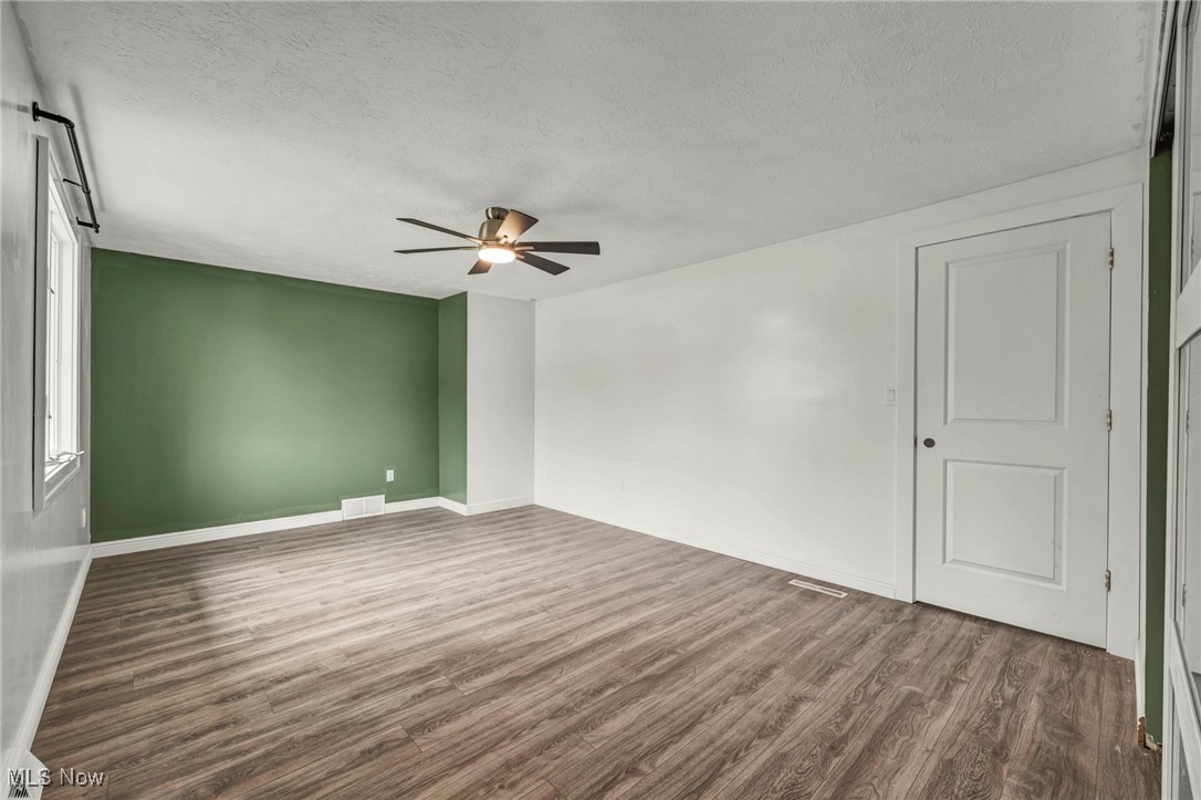 6532 Melshore Drive, Mentor, Ohio image 28