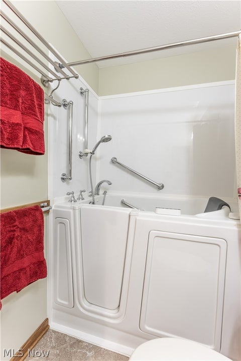 Tiny photo for 3838 Woodbury Oval #87, Stow, OH 44224 (MLS # 5239384)