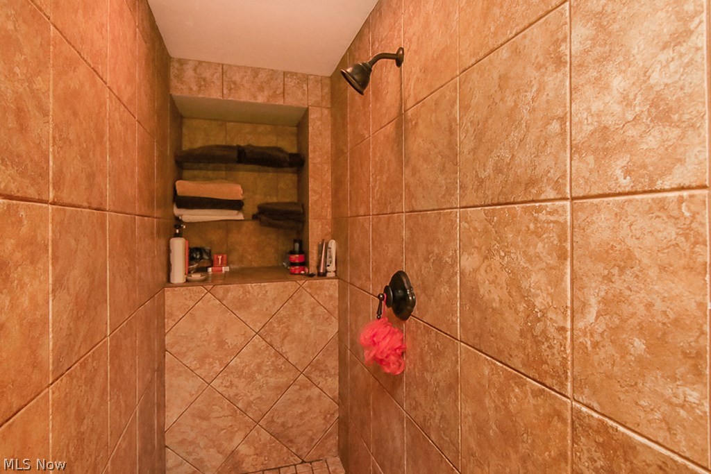 Van Sweringen Cos 28 - Residential