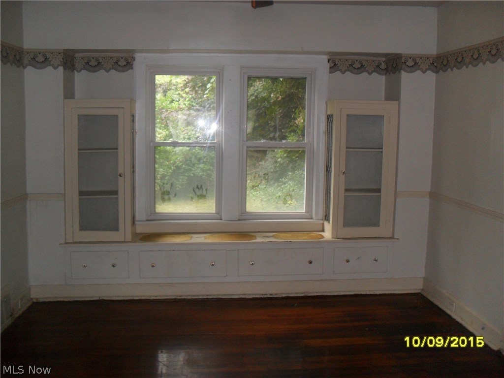 Bungalow - Residential