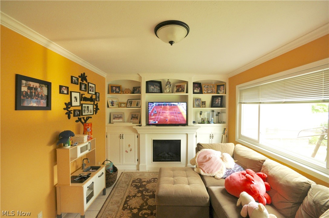 Woodrow Ave Ext 01 - Residential