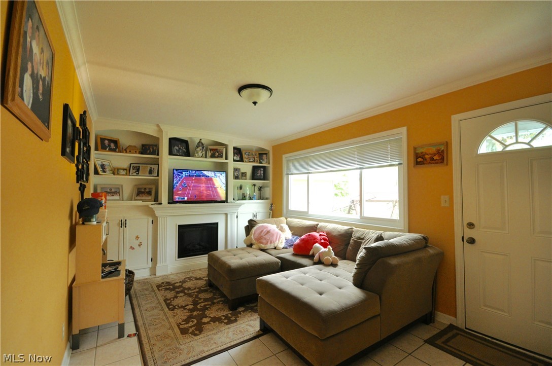 Woodrow Ave Ext 01 - Residential