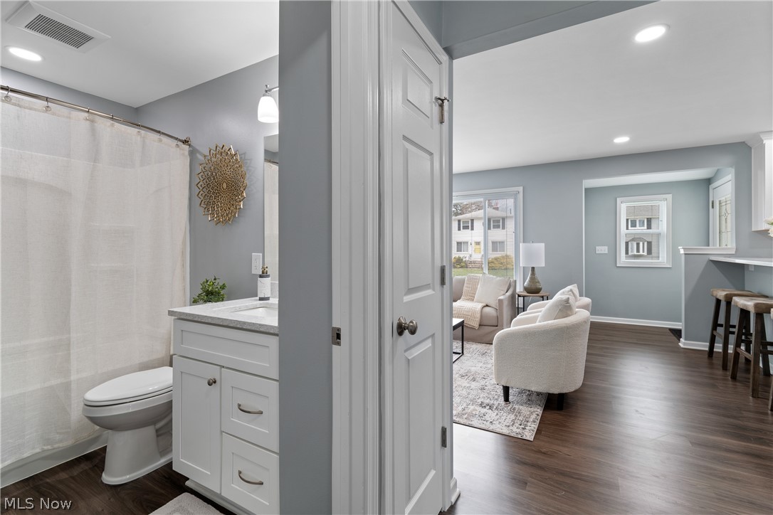 Elmwood Beach - Residential