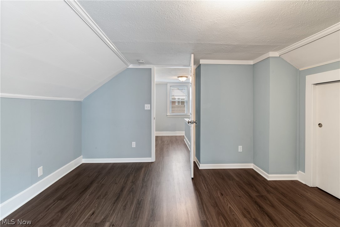 Elmwood Beach - Residential