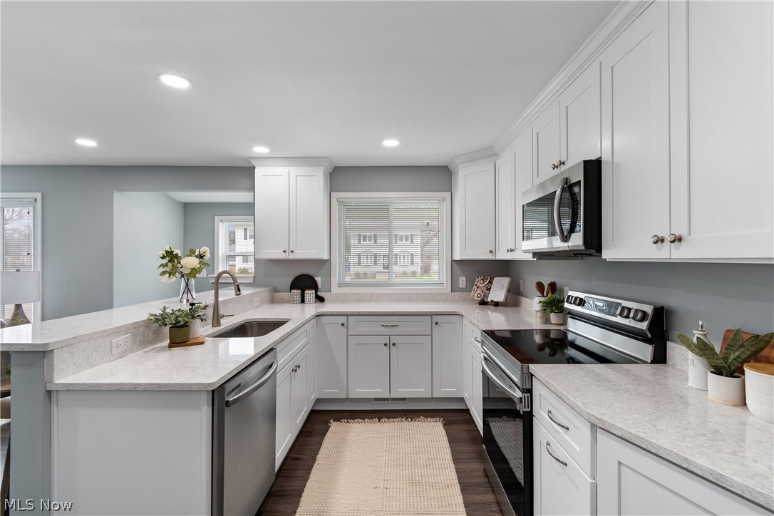 Elmwood Beach - Residential