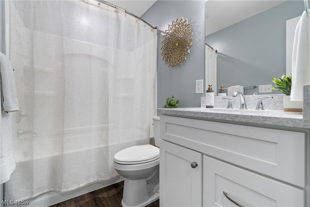 Elmwood Beach - Residential