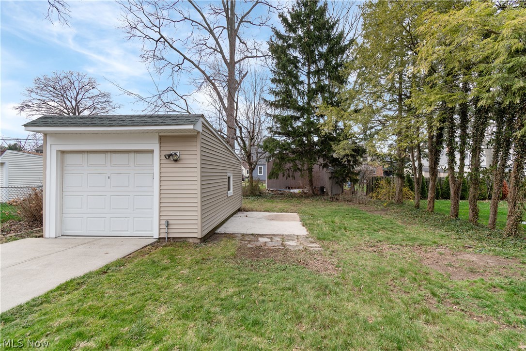 Elmwood Beach - Residential