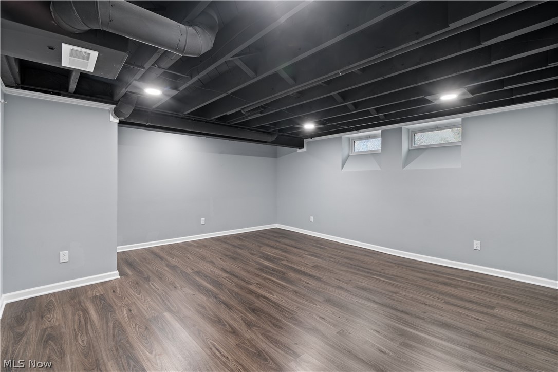 Elmwood Beach - Residential