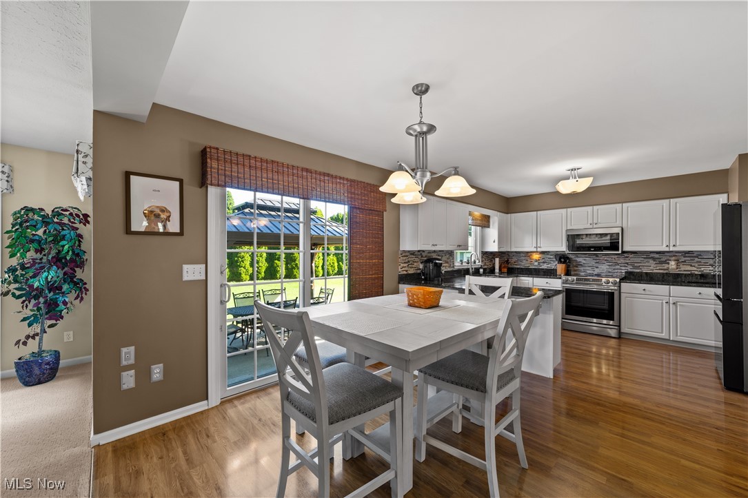 17910 Resting Meadows Lane, Strongsville, Ohio image 16