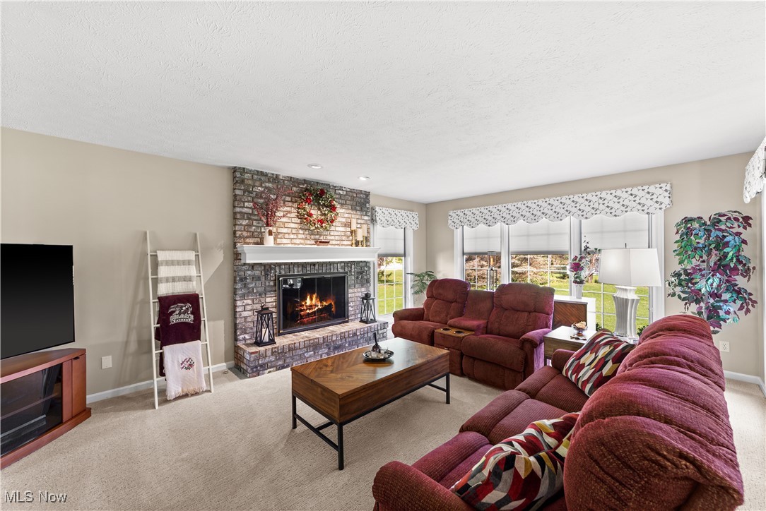 17910 Resting Meadows Lane, Strongsville, Ohio image 12