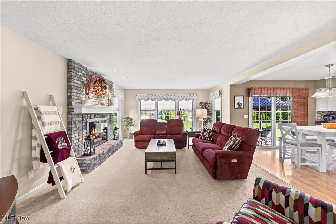 17910 Resting Meadows Lane, Strongsville, Ohio image 2