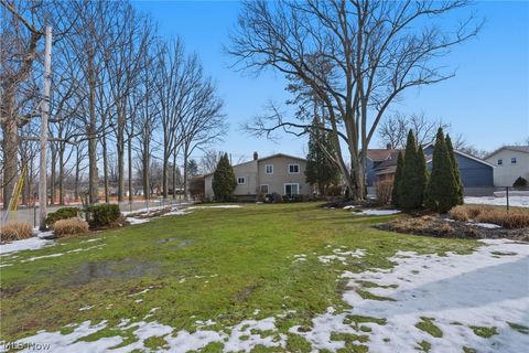 Tiny photo for 1884 Brainard Road, Lyndhurst, OH 44124 (MLS # 5187931)