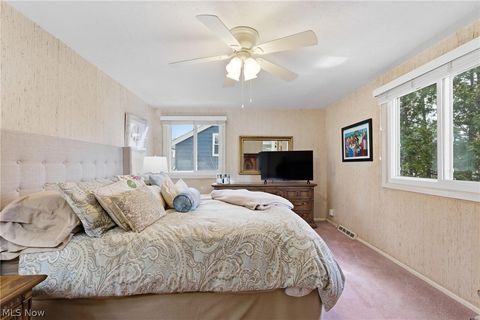 Tiny photo for 1884 Brainard Road, Lyndhurst, OH 44124 (MLS # 5187931)