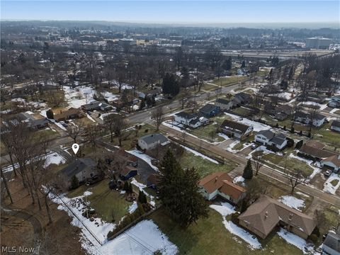 Tiny photo for 1884 Brainard Road, Lyndhurst, OH 44124 (MLS # 5187931)