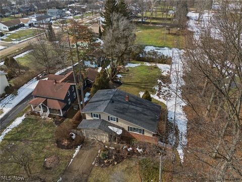 Tiny photo for 1884 Brainard Road, Lyndhurst, OH 44124 (MLS # 5187931)