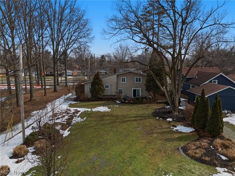 Tiny photo for 1884 Brainard Road, Lyndhurst, OH 44124 (MLS # 5187931)