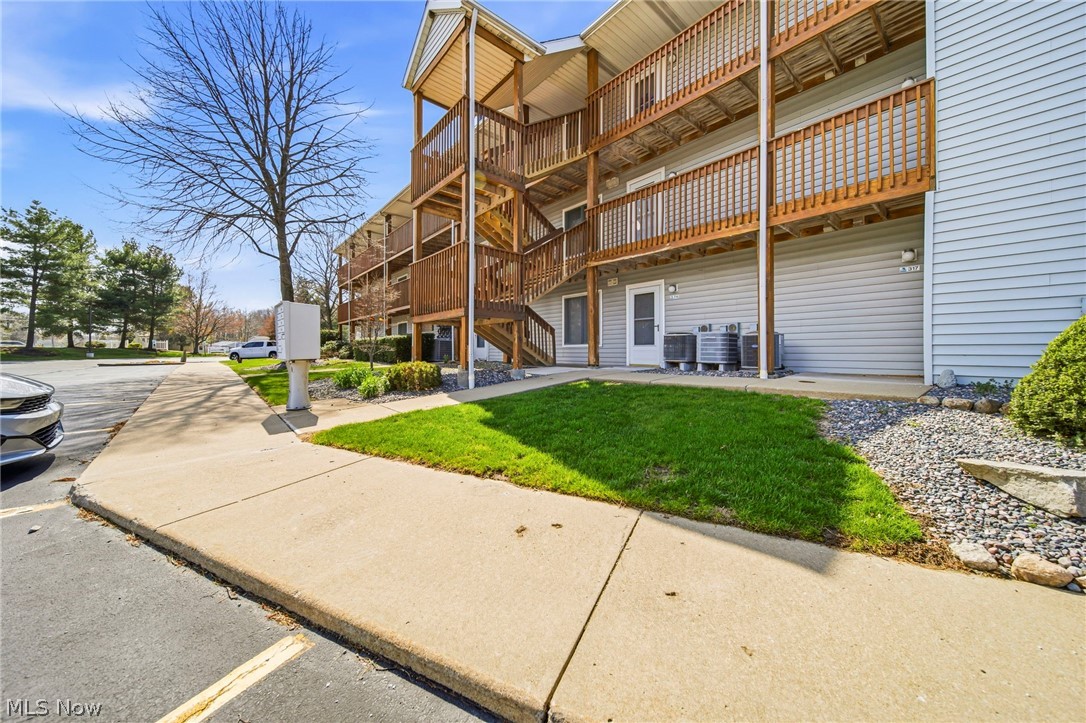 Mariners Point Condo Ph 2 - Residential