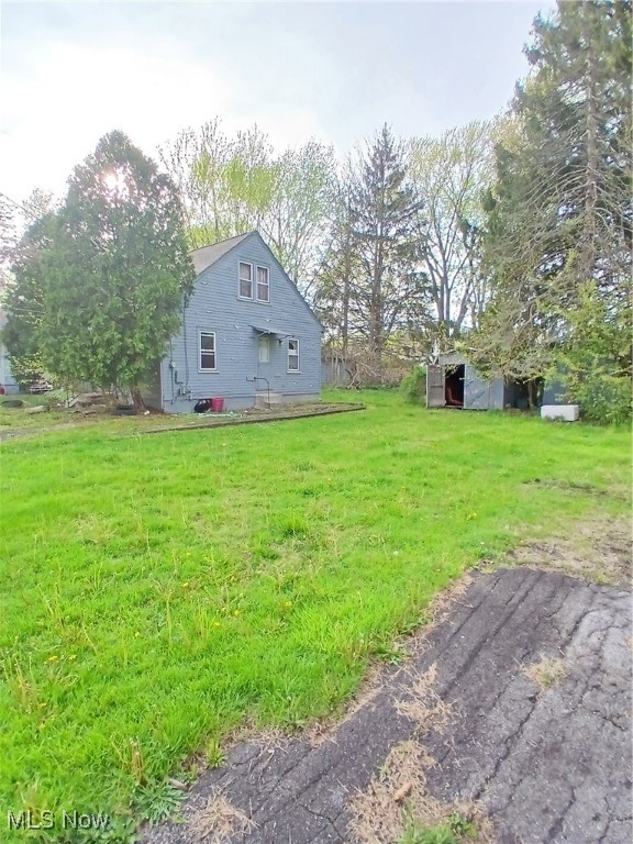 702 Hall Street, Warren, Ohio image 17