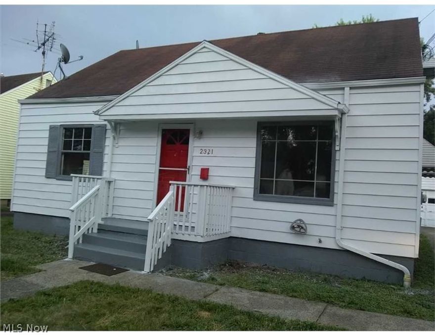 Section 8 Welcome!!!Nice 3 bedroom house. This property has upstairs that can be split into two bedrooms on second floor if needed. Hardwood flooring on the first floor full bathroom on the first floor. Additional Shower located in the basement. Single car garage additional outside storage.