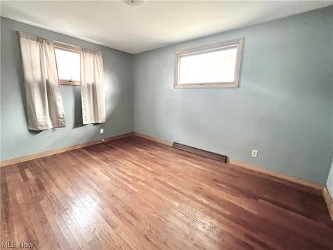 Tiny photo for 1084 Marion Avenue NW, Massillon, OH 44646 (MLS # 5188085)