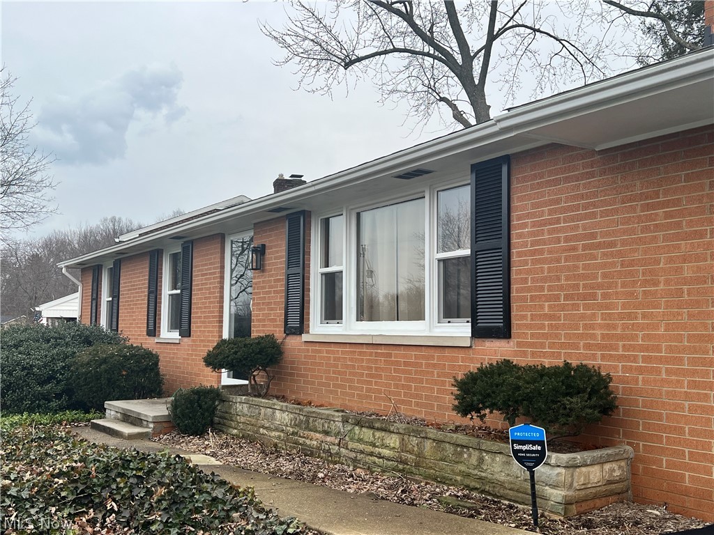 1084 Marion Avenue NW