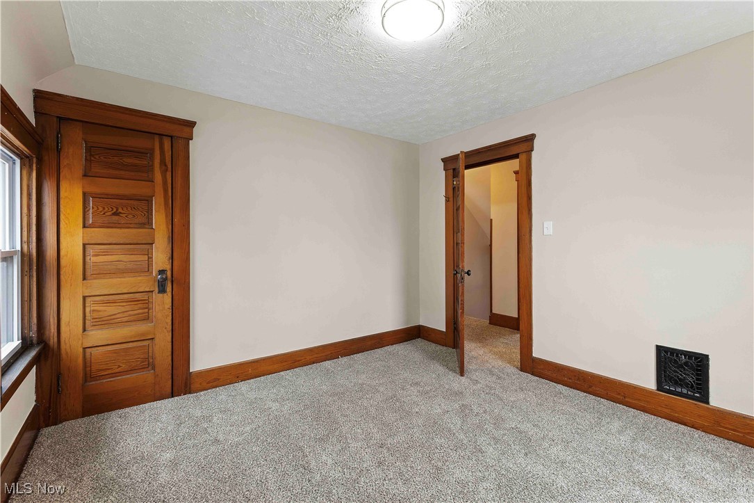 337 Kenyon Avenue, Elyria, Ohio image 25