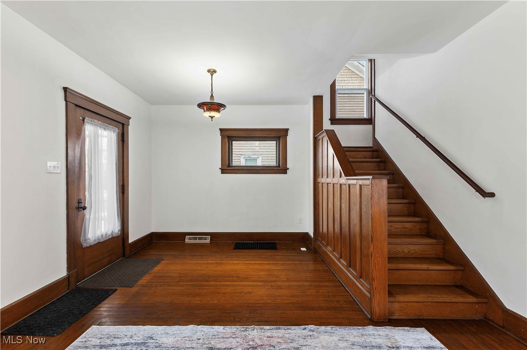 337 Kenyon Avenue, Elyria, Ohio image 4