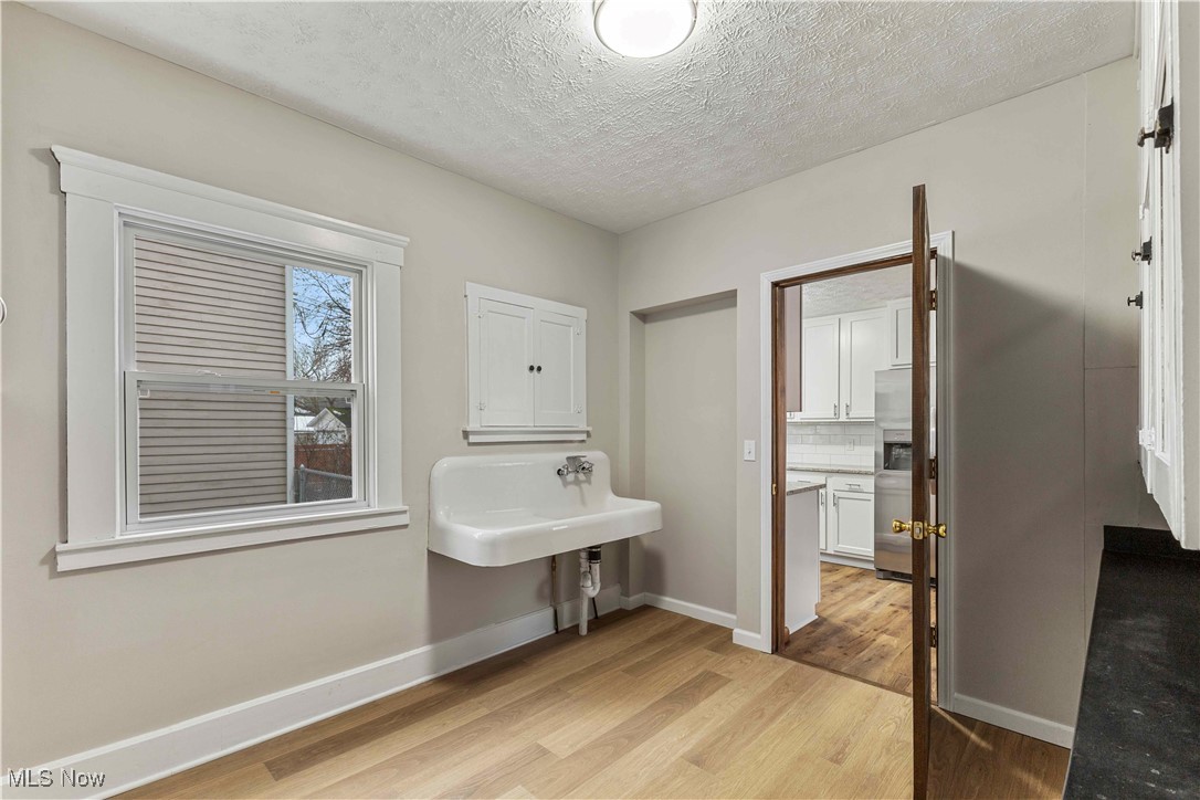 337 Kenyon Avenue, Elyria, Ohio image 19