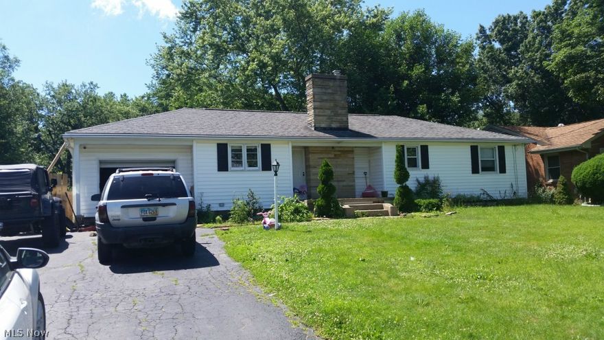 This 2 bedroom vinyl sided ranch home has a fireplace, full basement and attached garage. Home features central air, forced air gas heat, public utilities.  Home also offers a large lot.