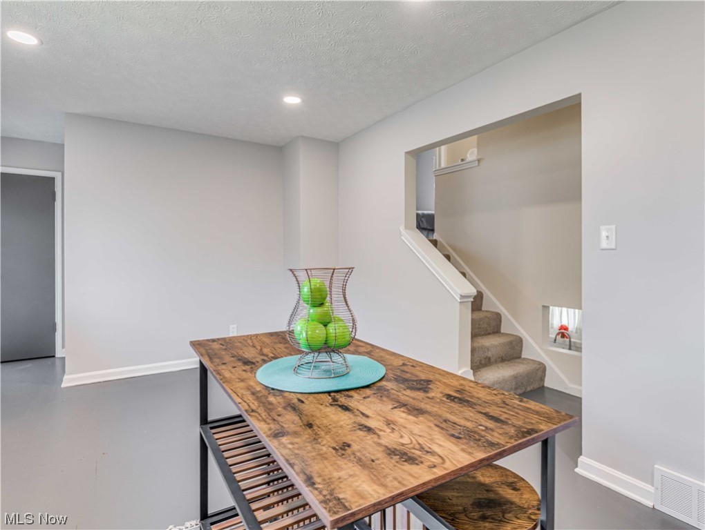 Akron Gardens - Residential Lease