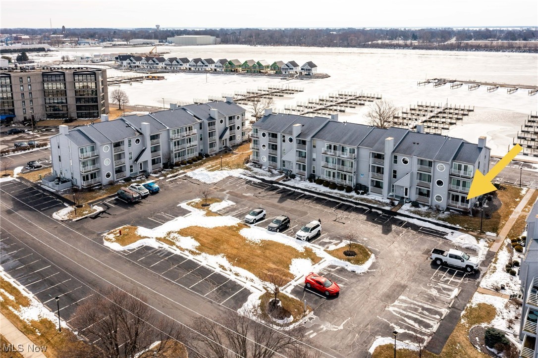 202 Clinton Reef Drive, Port Clinton, Ohio image 1