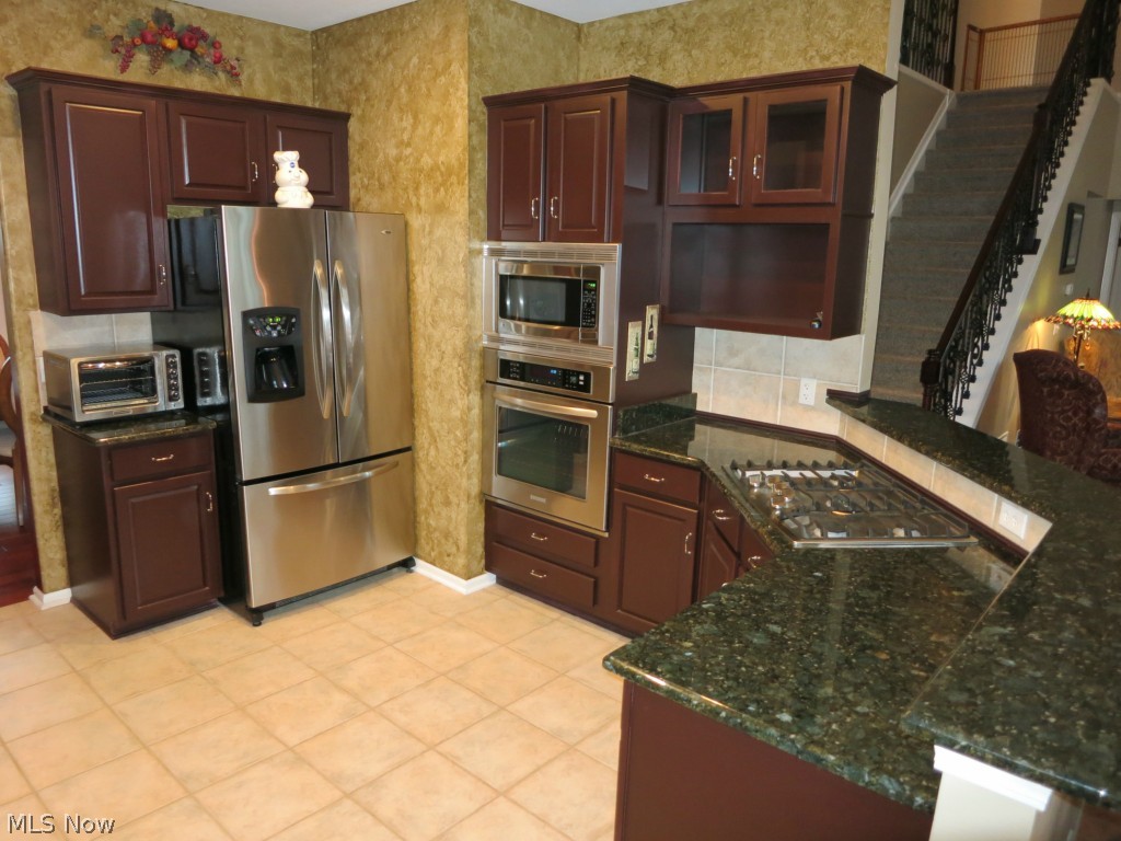 Fairfax Meadows - Residential