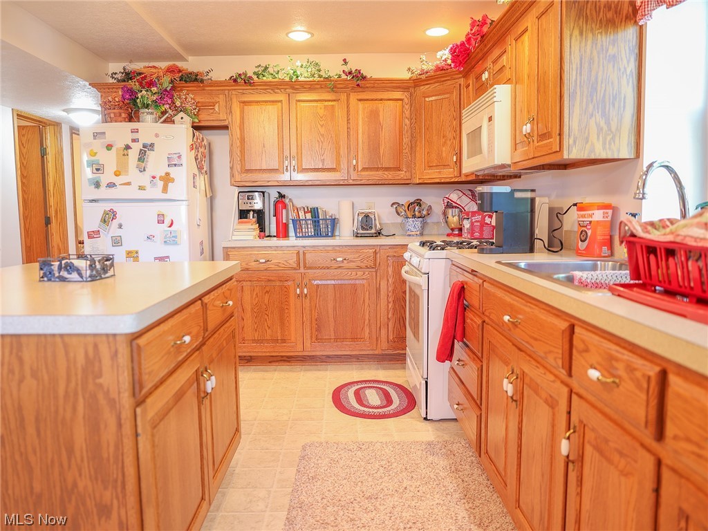 Apple Rdg Allotment 03 - Residential